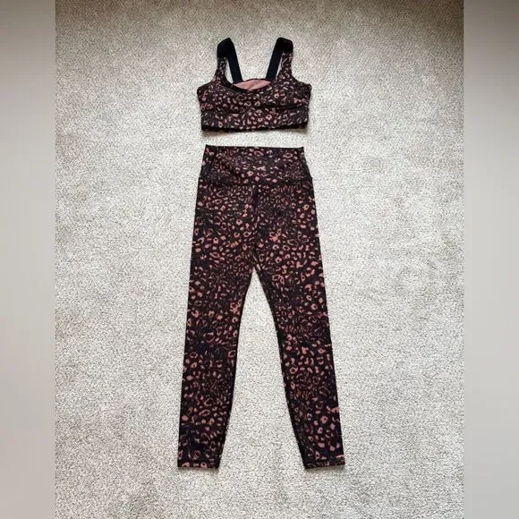 Varley Red Animal Matching Leggings and Sports Bra Set - Picture 2 of 7